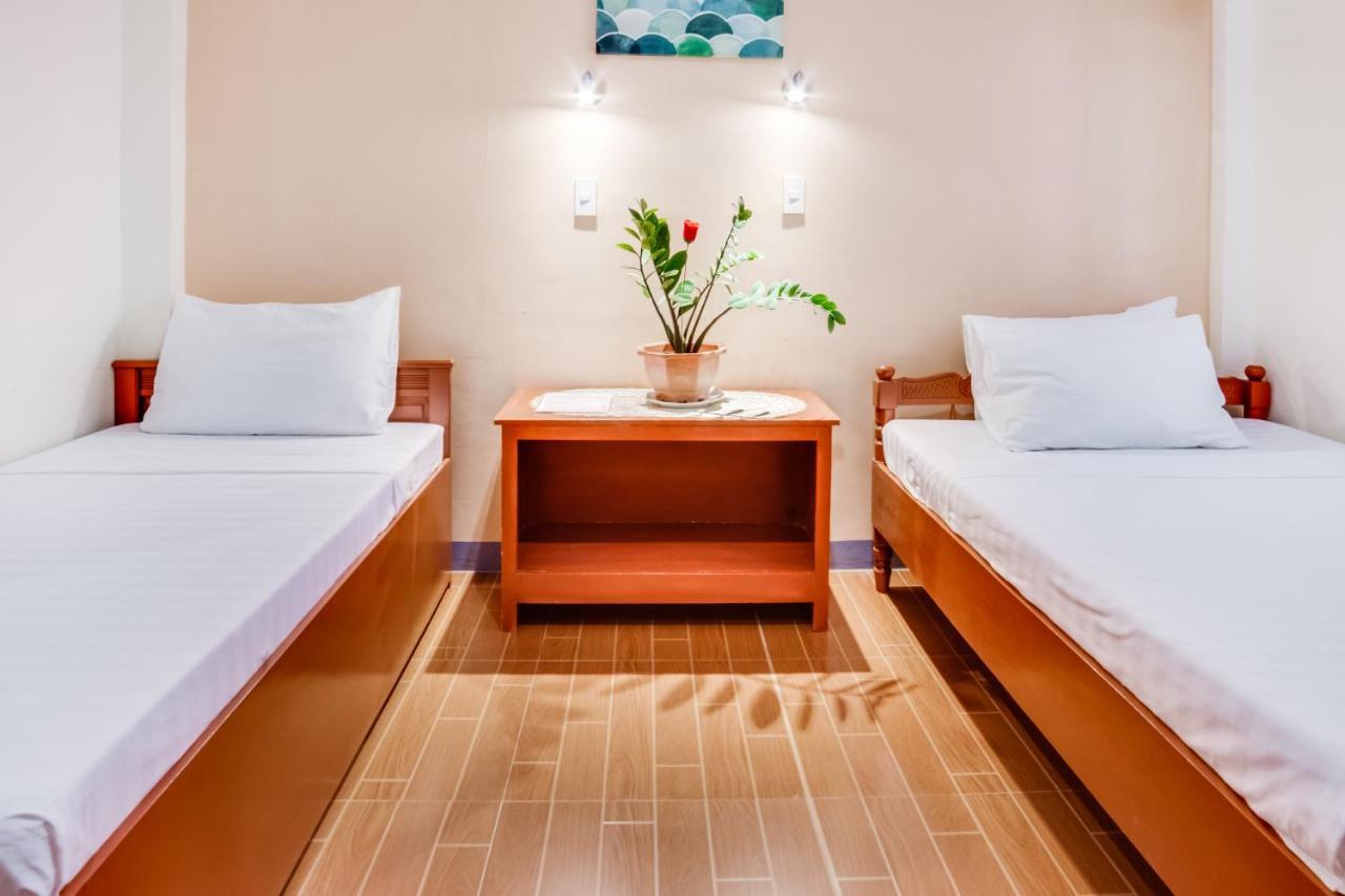 Cawit Resort And Cafe Esperanza Kültér fotó